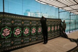 آماده‌سازی حرم بانوی کرامت برای میزبانی از زائران اربعین + تصاویر