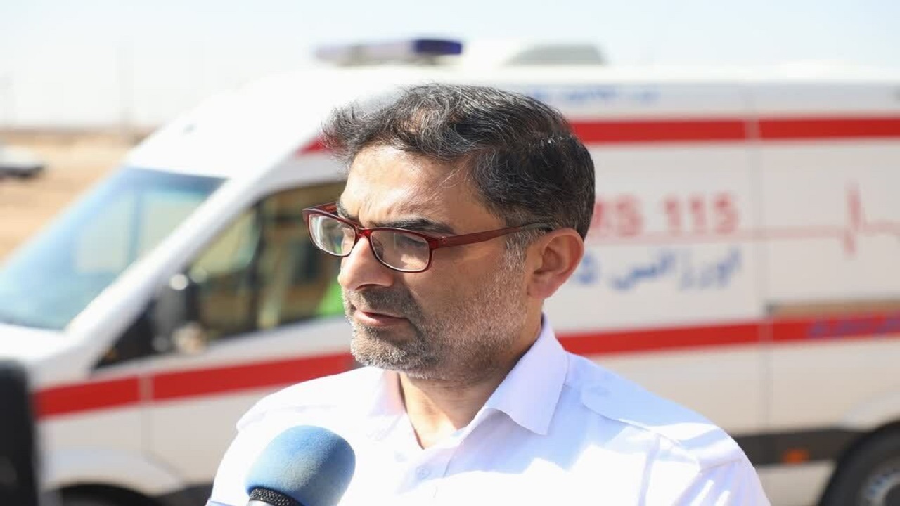 واژگونی خودروی ساینا در قم