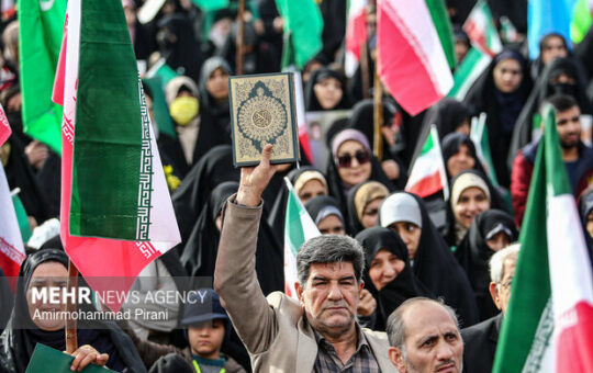 افزایش ۸۰ درصدی حضور قمی ها در راهپیمایی ۲۲ بهمن نسبت به سال ۱۴۰۳