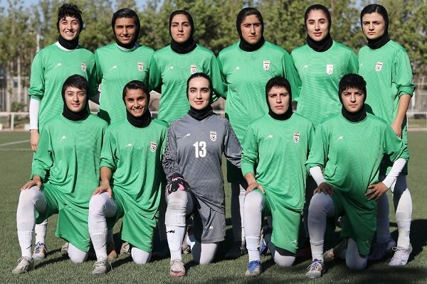 دعوت ستاره قمی فوتبال بانوان به اردوی تیم ملی برای جام ملت‌های آسیا