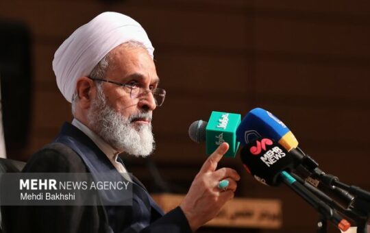 هر صدایی که بر اتحاد ملت خدشه کند ابزار استکبار است